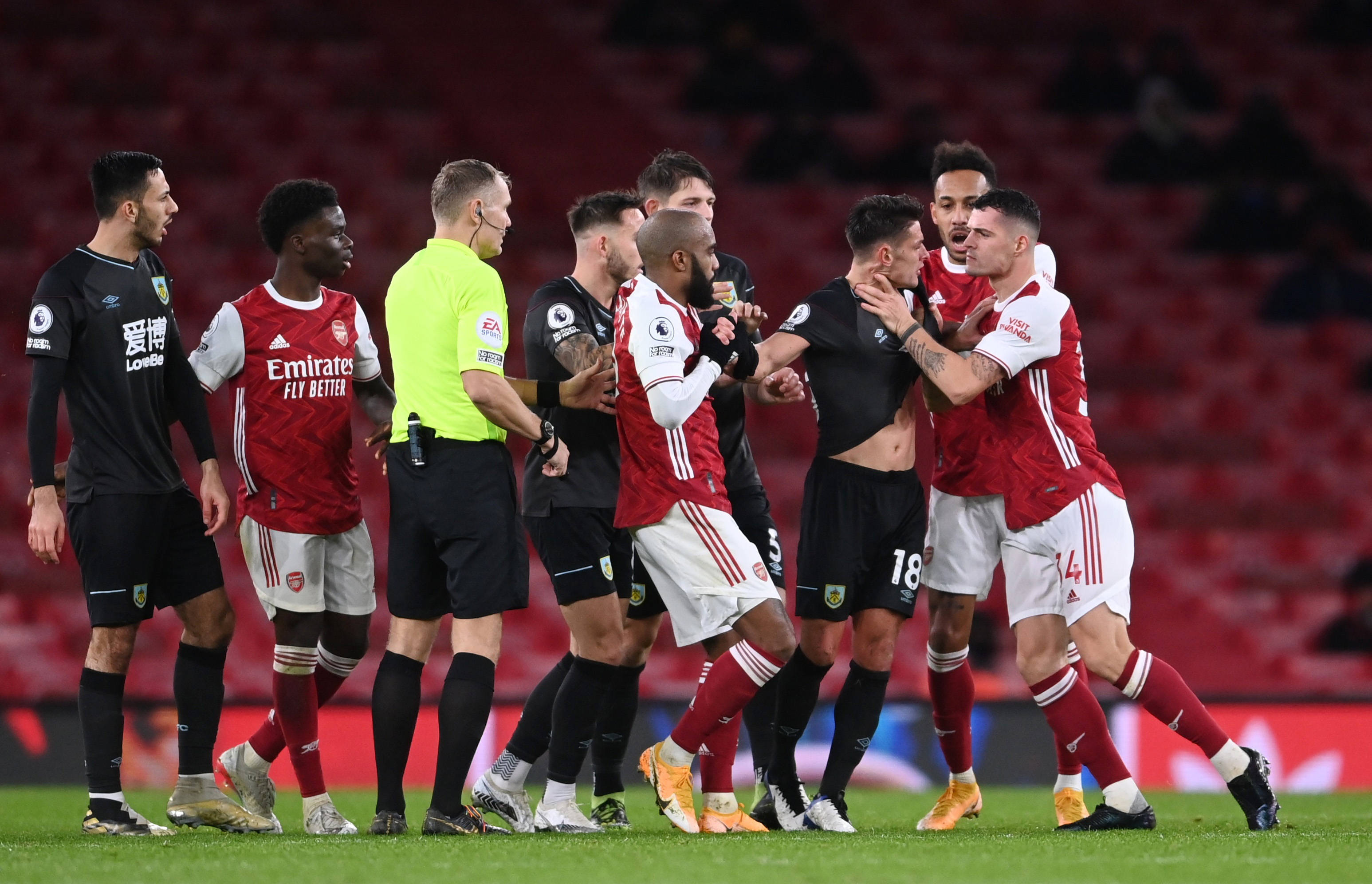 技水平及无 技水平及无